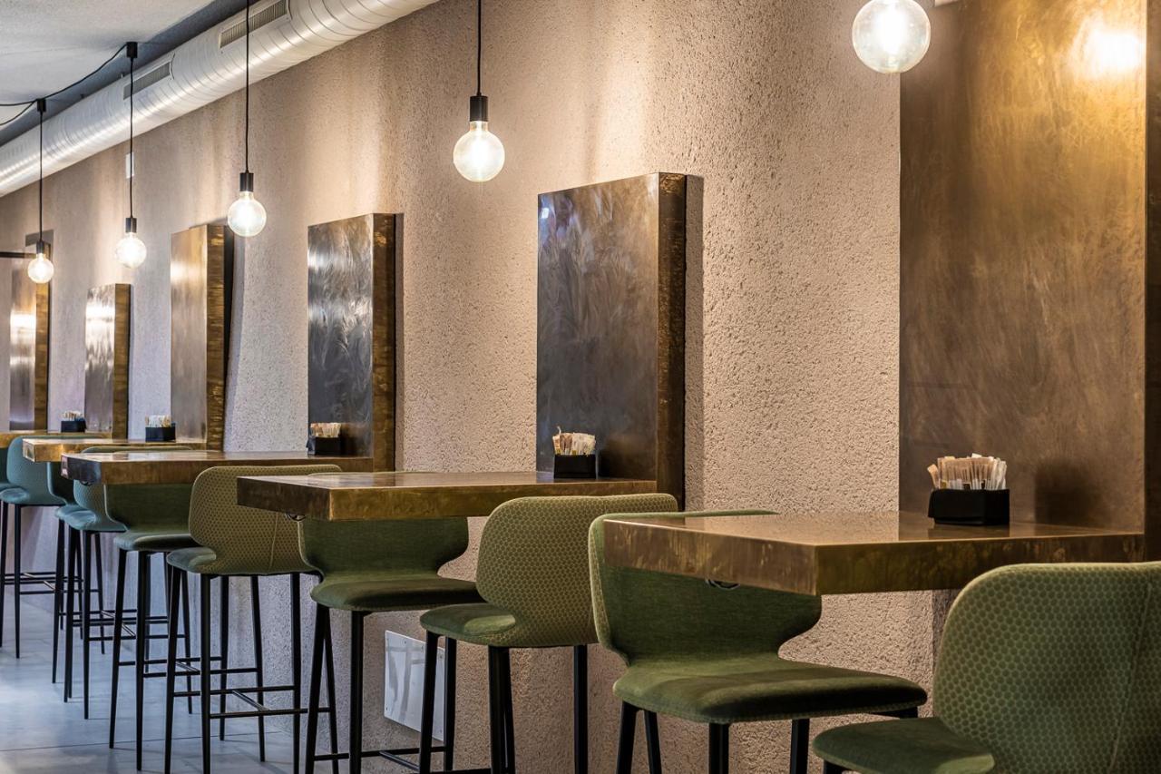 Stay Cooper L Capitol Rooms Болзано Екстериор снимка
