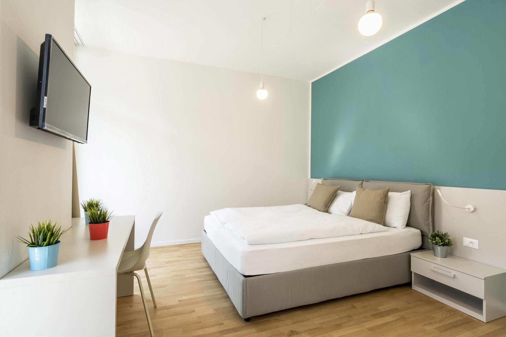 Stay Cooper L Capitol Rooms Болзано Екстериор снимка