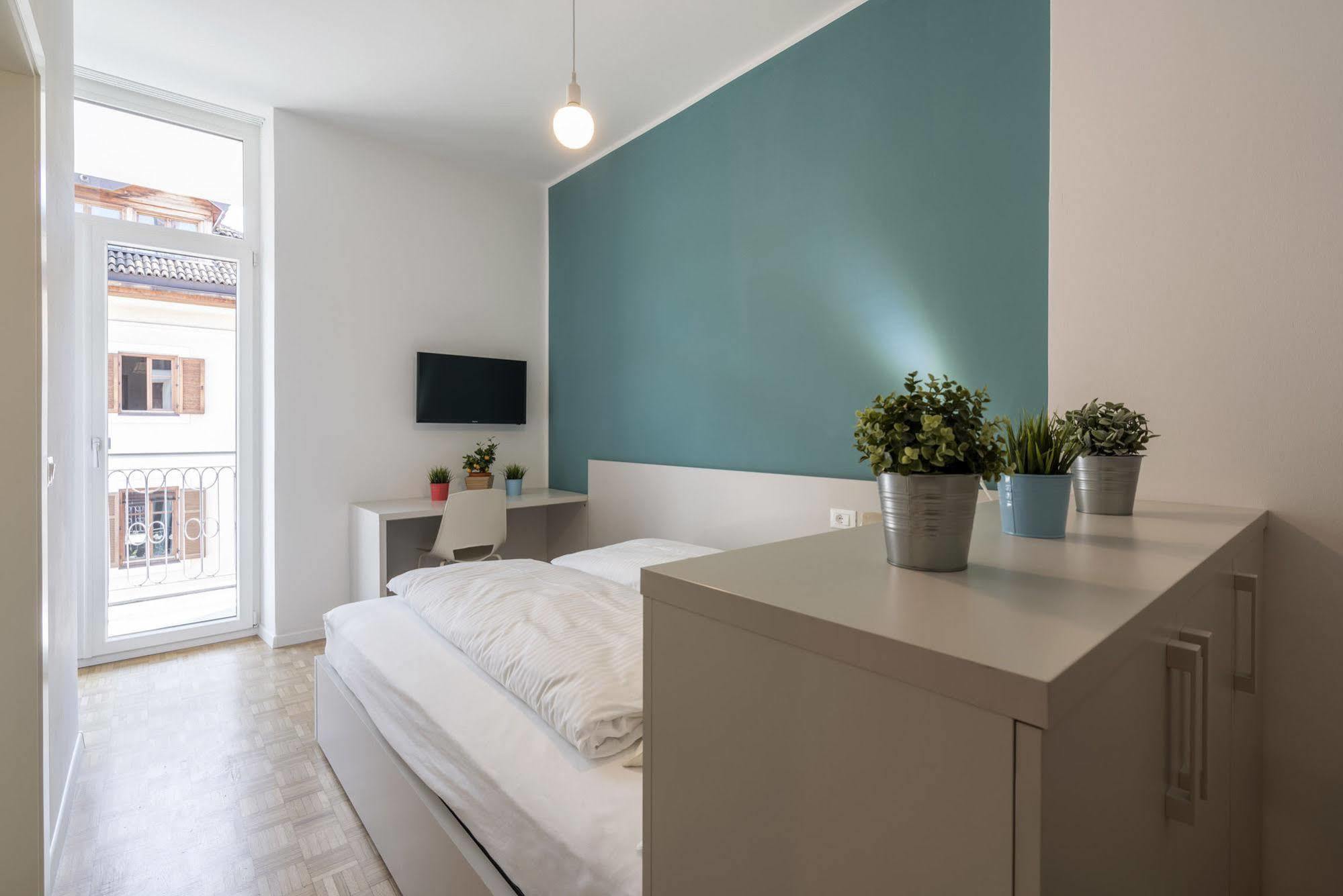 Stay Cooper L Capitol Rooms Болзано Екстериор снимка